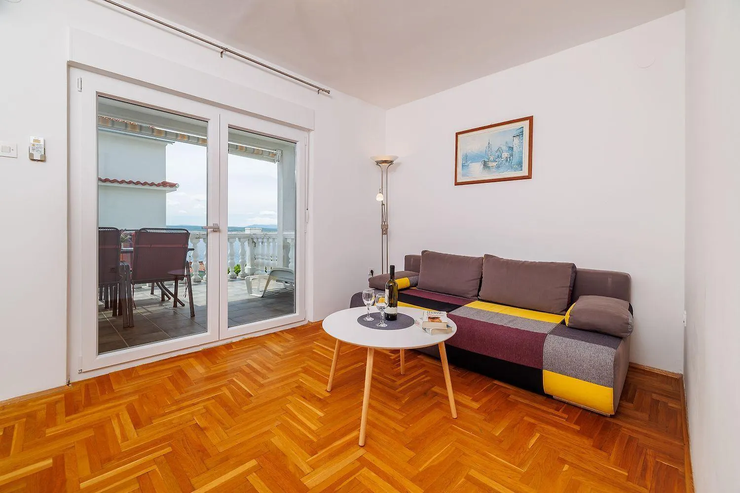 Renoviertes Apartment Nur 150 Meter Zum Strand Mit Jacuzzi, Meerblick, Pool, Billardtisch Dramalj